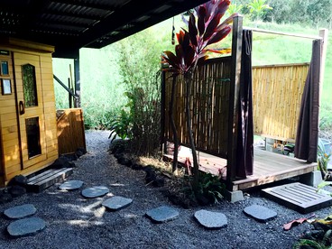Romantic Cottage for Couples in the Heart of Nature at Yoga Retreat in Captain Cook - Captain Cook, Hawaii - glamping.directory