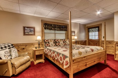 Tennessee Glamping Paradise - Enjoy Family Vacations in This Luxury Cabin Rental with Hot Tub Access - Pigeon Forge, Tennessee - glamping.directory