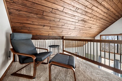 Tranquil Cabin in Berkeley Springs State Park with Wood Burning Stove, Fire Pit, Grill, and a Hammock for the Ultimate Relaxing Getaway - Berkeley Springs , West Virginia - glamping.directory