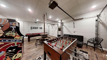 Gorgeous Cottage Nestled Amidst Trees with Foosball and Pool Table in Sevierville, Tennessee - Sevierville, Tennessee - glamping.directory