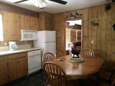Mountain Cabin for a Getaway near Colorado Springs in Colorado - Cascade, Colorado - glamping.directory