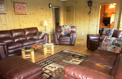 Mountain Cabin for a Getaway near Colorado Springs in Colorado - Cascade, Colorado - glamping.directory