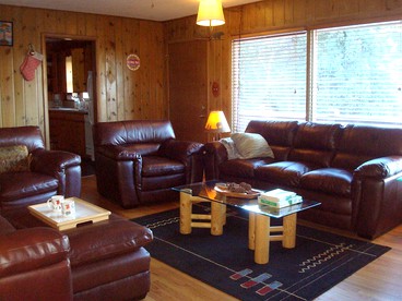 Mountain Cabin for a Getaway near Colorado Springs in Colorado - Cascade, Colorado - glamping.directory