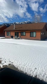 Spacious Remodeled Retreat Perfect for Year-Round Getaways in Donnelly, Idaho - Donnelly, Idaho - glamping.directory