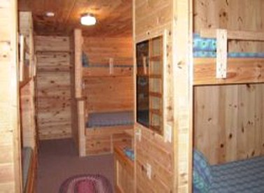 Spacious Cabin in the Woods near Detroit Lake Public Beach in Minnesota - Callaway, Minnesota - glamping.directory