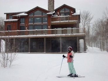 Cabin near Ski Resort Perfect for a New Hampshire Vacation - Carroll, New Hampshire - glamping.directory