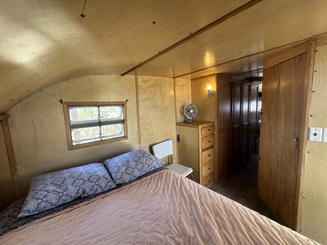 Rustic Caravan on an Amazing Joshua Tree Retreat Site, Perfect for Stargazing and a Peaceful Unique Experience in California - Joshua Tree, California - glamping.directory