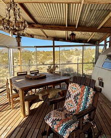 Rustic Caravan on an Amazing Joshua Tree Retreat Site, Perfect for Stargazing and a Peaceful Unique Experience in California - Joshua Tree, California - glamping.directory