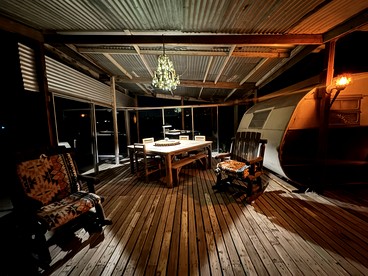 Rustic Caravan on an Amazing Joshua Tree Retreat Site, Perfect for Stargazing and a Peaceful Unique Experience in California - Joshua Tree, California - glamping.directory