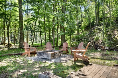 River Access Cabin with Hot Tub, Fire Pit and Plenty of Modern Touches - Minutes from Lost River at this Mathias, WV Getaway - Mathias, West Virginia - glamping.directory