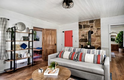 River Access Cabin with Hot Tub, Fire Pit and Plenty of Modern Touches - Minutes from Lost River at this Mathias, WV Getaway - Mathias, West Virginia - glamping.directory