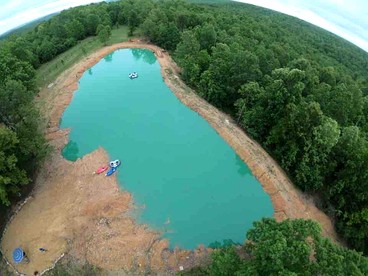 Tranquil Lakefront Cabin Surrounded by Woods, Wildlife & Scenic Trails in Williford, Arkansas - Williford, Arkansas - glamping.directory