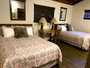 Rustic Cabin with Gorgeous Stone Fireplace in the Heart of Big Bear, California - Big Bear Lake, California - glamping.directory