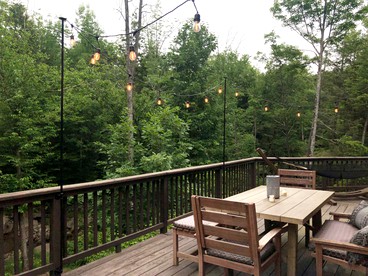 Serene Retreat at Contemporary Cabin Overlooking Peaceful Stream in Phoenicia, New York - Phoenicia, New York - glamping.directory
