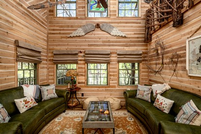 Magical Treehouse with Slide by Brazos River for Family Glamping Adventures in Texas - Weatherford, Texas - glamping.directory