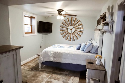 Beautiful and Spatious Vacation Rental with 6 Bedrooms near Owensville, Missouri - Canaan Township, Missouri - glamping.directory