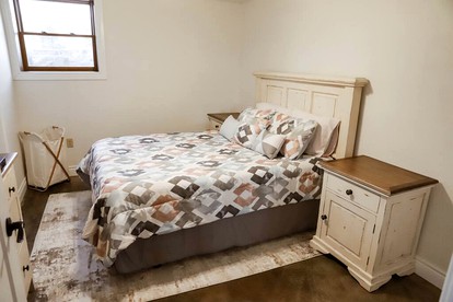 Beautiful and Spatious Vacation Rental with 6 Bedrooms near Owensville, Missouri - Canaan Township, Missouri - glamping.directory
