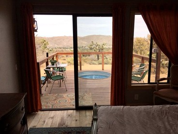 Romantic Yucca Valley Cabin with Hot Tub - Yucca Valley, California - glamping.directory