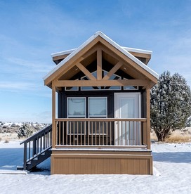 Private Rustic Chalet with Loft & Stunning Night Skies in Williams, Arizona - Williams, Arizona - glamping.directory