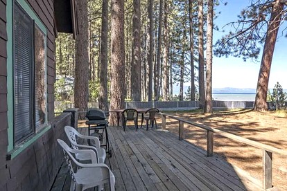 Serene Lakefront Cabin with Exceptional Views for Family Getaway in South Lake Tahoe, California - South Lake Tahoe, California - glamping.directory