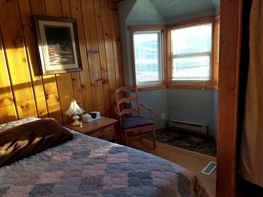 Splendid, Cozy Cabin Amid the Mountains near Cody, Wyoming - Cody, Wyoming - glamping.directory