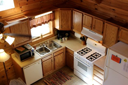 Enchanting Country Cabin Rental near Oak Hill, West Virginia - Hico, West Virginia - glamping.directory