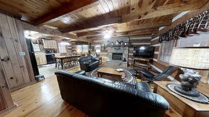 Breathtaking Cabin with Barbecue, Fireplace and Hot-tub in Sevierville, Tennessee - Sevierville, Tennessee - glamping.directory