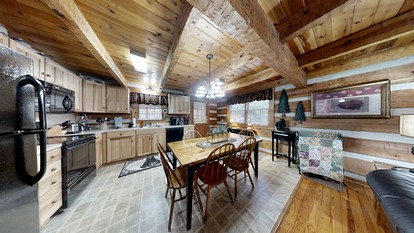 Breathtaking Cabin with Barbecue, Fireplace and Hot-tub in Sevierville, Tennessee - Sevierville, Tennessee - glamping.directory