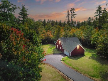 Dreamy Cabin Surrounded by Trees with Hot Tub in Fryeburg, Maine - Fryeburg, Maine - glamping.directory