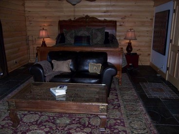 Rustic Log Cabin in the Catskills, Upstate New York - Olivebridge, New York - glamping.directory