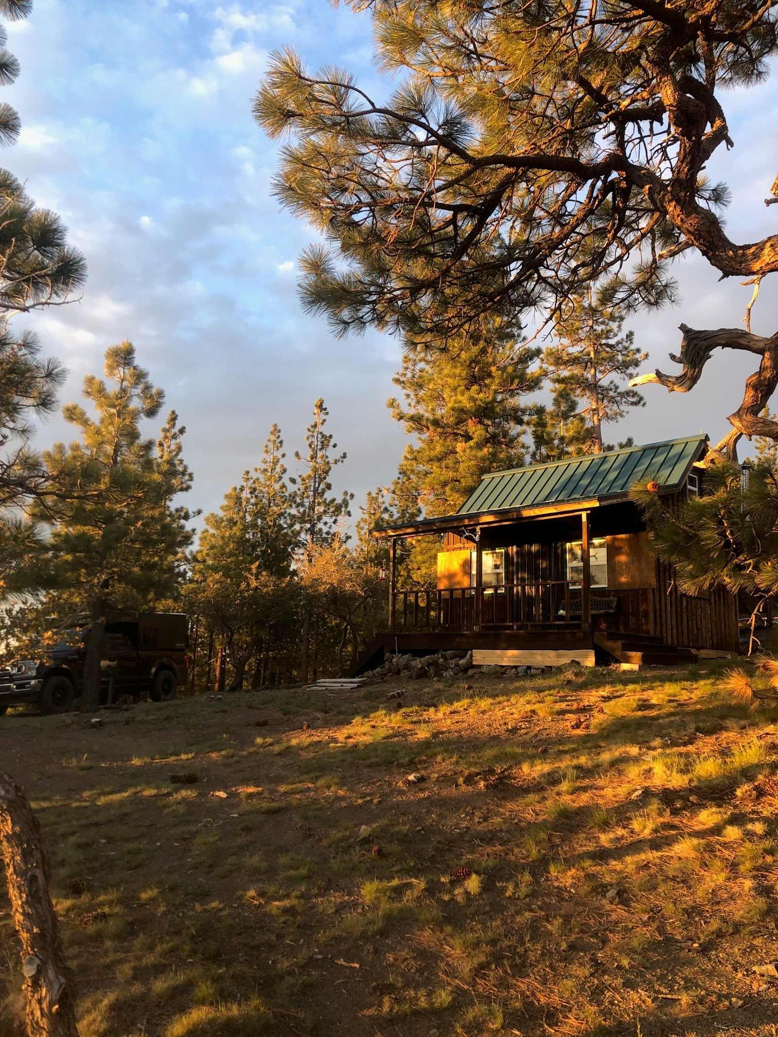 Mountain House Cabin & Tent - glamping.directory