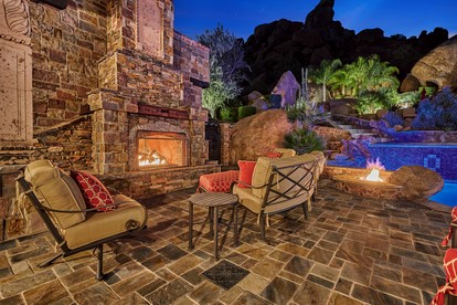 Desert Oasis with Jacuzzi and Pool on Black Mountain in Cave Creek, Arizona - Cave Creek, Arizona - glamping.directory