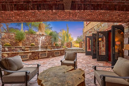 Desert Oasis with Jacuzzi and Pool on Black Mountain in Cave Creek, Arizona - Cave Creek, Arizona - glamping.directory