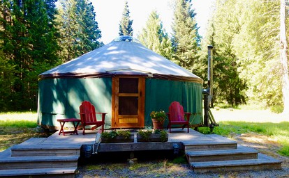 Rustic Romantic Yurt Glamping near Lake Pend Oreille in North Idaho - glamping.directory