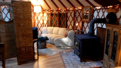 Rustic Romantic Yurt Glamping near Lake Pend Oreille in North Idaho - Sandpoint, Idaho - glamping.directory