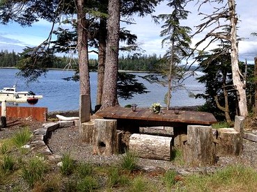 Charming Room Rental with Meals Included for Fishing Getaway on Prince of Wales Island, Alaska - Klawock, Alaska - glamping.directory