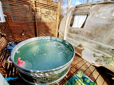 Sleek Retro Airstream Rental for Glamping for Two near Downtown Austin - Austin, Texas - glamping.directory