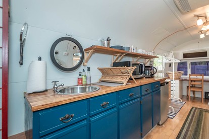 Sleek Retro Airstream Rental for Glamping for Two near Downtown Austin - Austin, Texas - glamping.directory