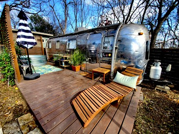Sleek Retro Airstream Rental for Glamping for Two near Downtown Austin - glamping.directory