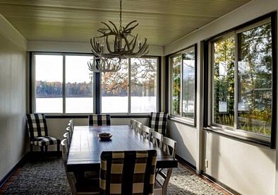 Luxury Oneida Lake Rental for a Fun New York Family Vacation - Cleveland, New York - glamping.directory