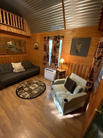 Vacation Cabin Rental with a Private Hot Tub near Fort Worth, Texas - Bluff Dale, Texas - glamping.directory