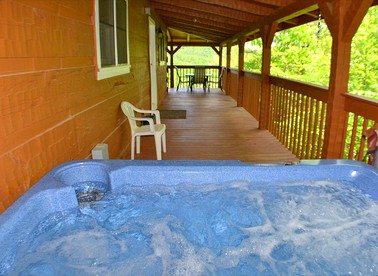 Double Cabin Rental for Memorable Group Glamping Near Great Smoky Mountains National Park, Tennessee - Sevierville, Tennessee - glamping.directory