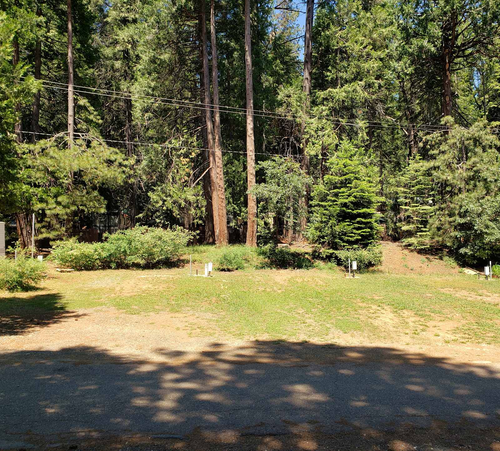 Quail Ridge RV Park - Strawberry Valley, California - glamping.directory