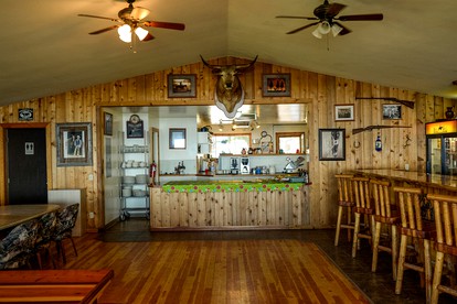 Deluxe Cabin on Cattle Ranch Resort, Washington - Kettle Falls, Washington - glamping.directory