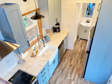 Nestled in Nature: Experience Tiny House Living Bliss in Northern Alabama - DeKalb County, Alabama - glamping.directory