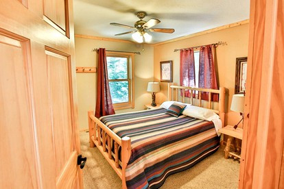 Waterfront Cabin Rental with Breathtaking Sunset Views near Lake Kabetogama, Minnesota - Kabetogama, Minnesota - glamping.directory