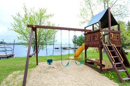 Waterfront Cabin Rental with Breathtaking Sunset Views near Lake Kabetogama, Minnesota - Kabetogama, Minnesota - glamping.directory