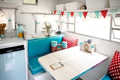 Unique Vacations at this Wonderful Vintage Caravan in Franklin, North Carolina - Franklin, North Carolina - glamping.directory