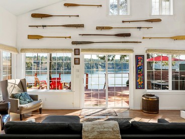 Amazing Sunrise at Coastal Luxury Cabin Rental on Herron Island with Fire Pit and Paddle Boarding near Olympia, Washington - Lakebay, Washington - glamping.directory