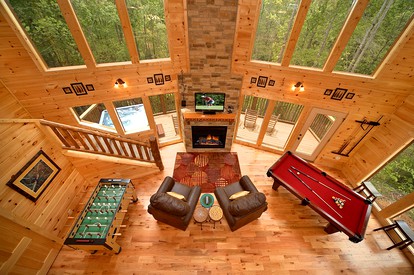 Luxury Cabin Rental with Three Fireplaces and a Hot Tub in Gatlinburg, East Tennessee - Gatlinburg, Tennessee - glamping.directory